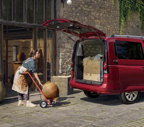 NEW TOURNEO CONNECT